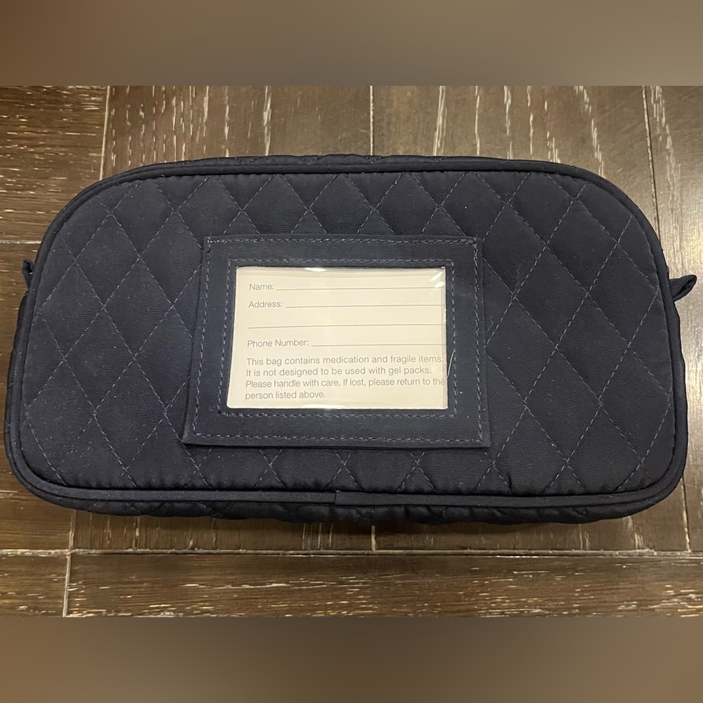 Vera Bradley NWT Quilted Travel  Medicine or Toiletry Bag